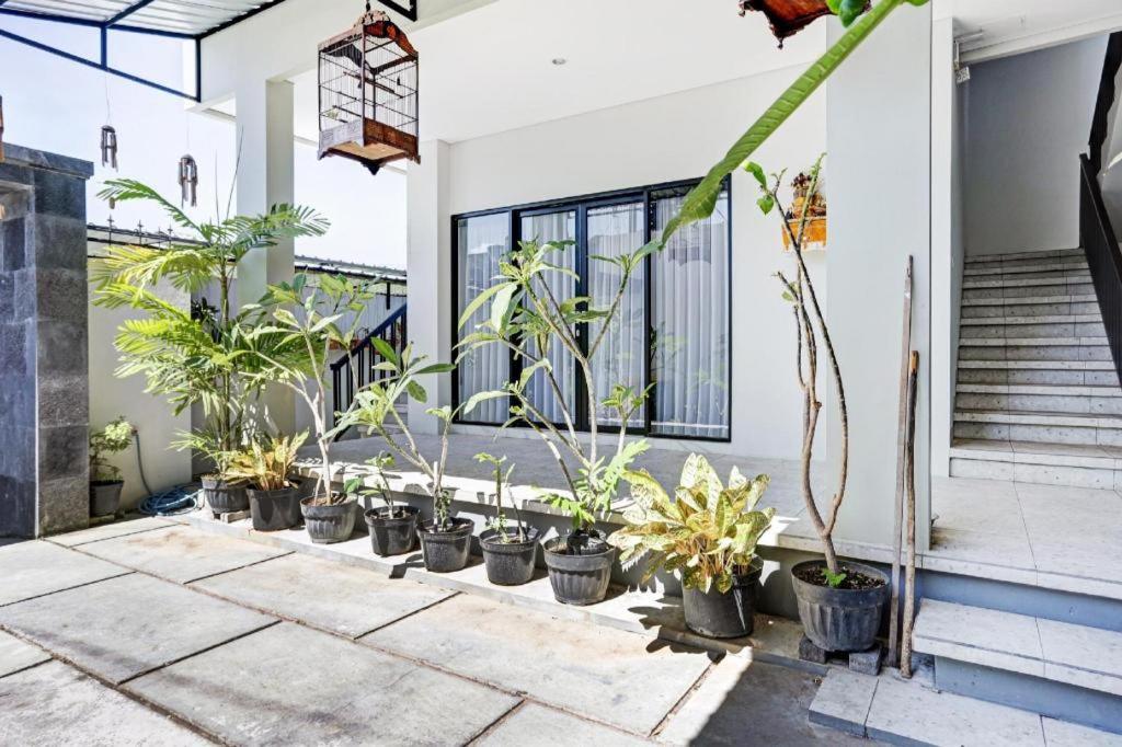 Oyo 90521 Rumah Ibu Jimbaran  Exterior photo